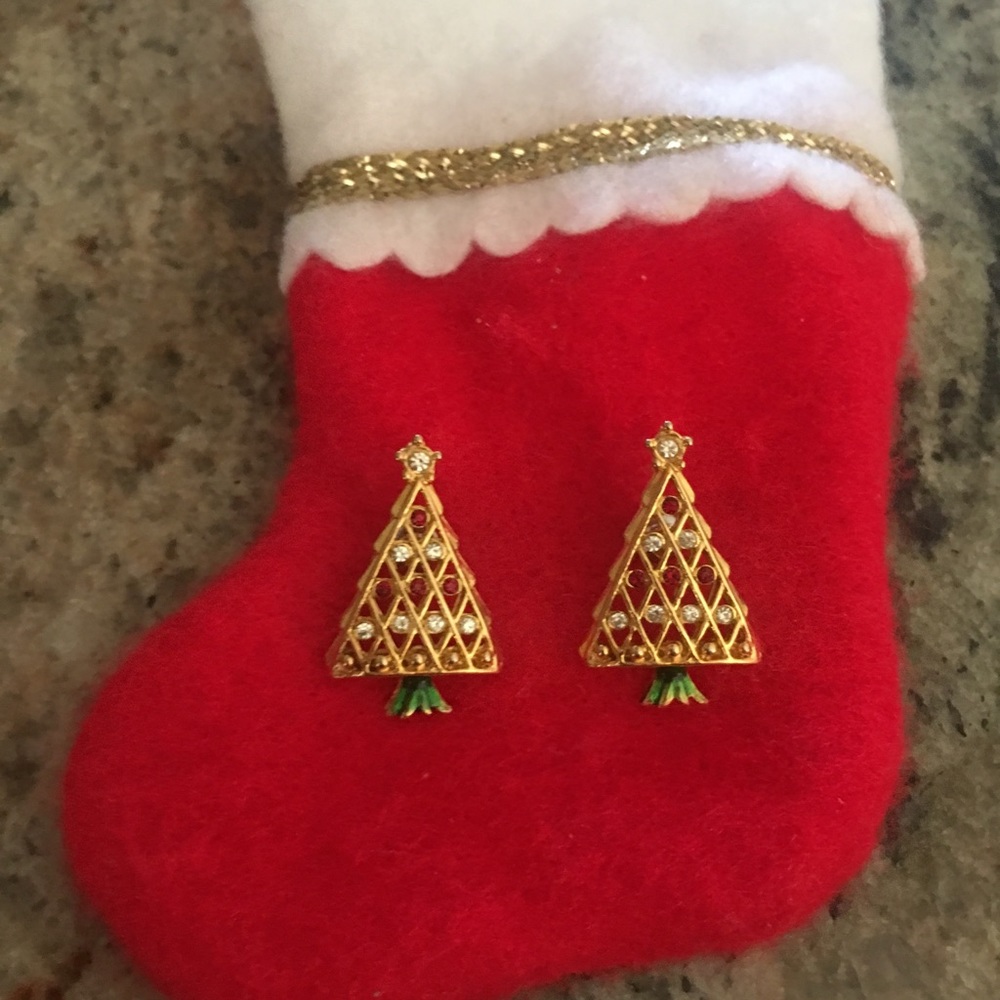 Pretty Christmas tree earrings